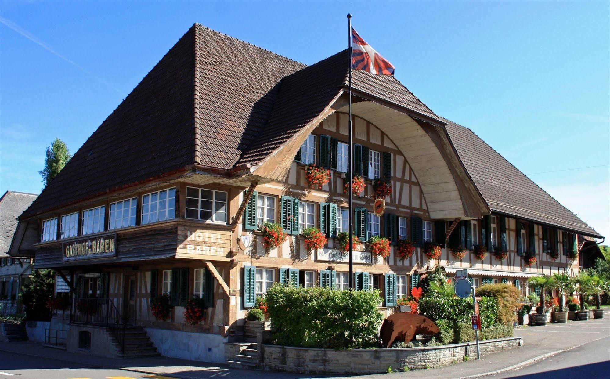 Landgasthof Baeren Madiswil エクステリア 写真